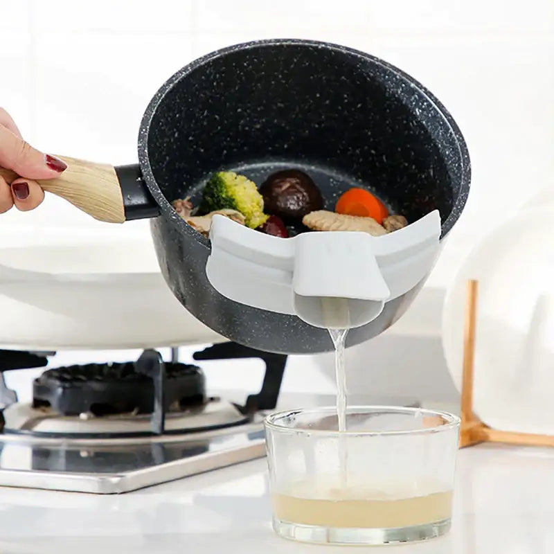 White and yellow decorbites duck beak funnel kitchen liquid divertor