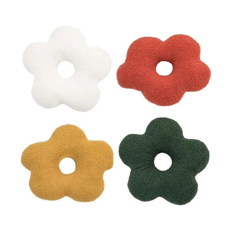 White Flower Cushion Set