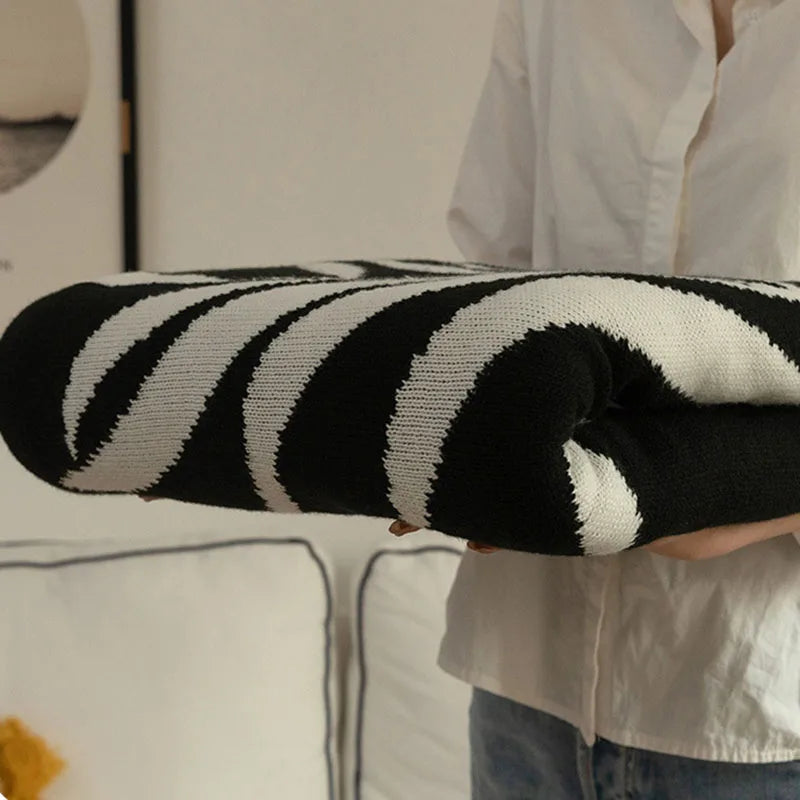 Black White Knit Quilt