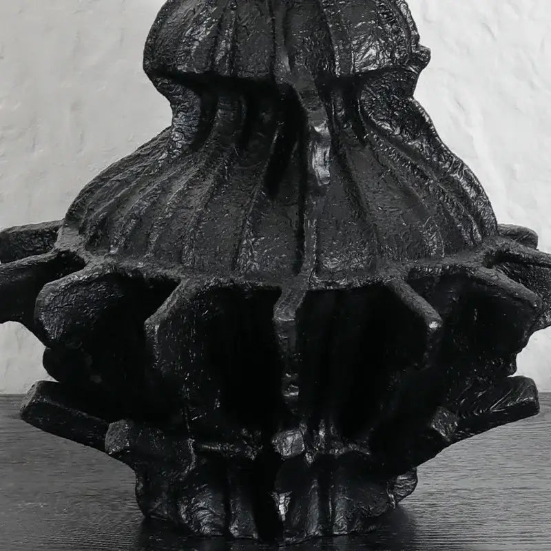 Black Resin Gear Vase