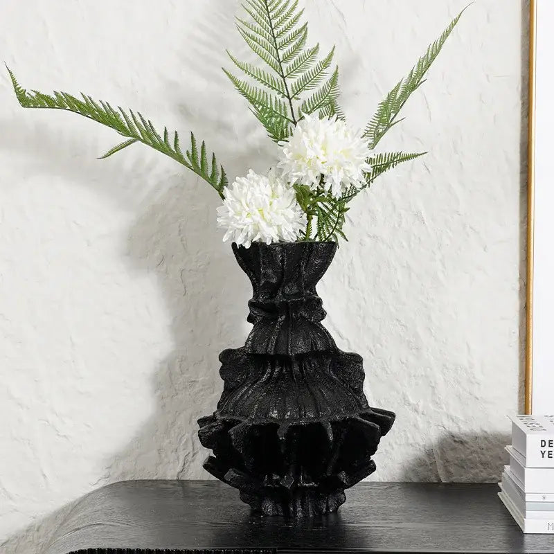 Black Resin Gear Vase