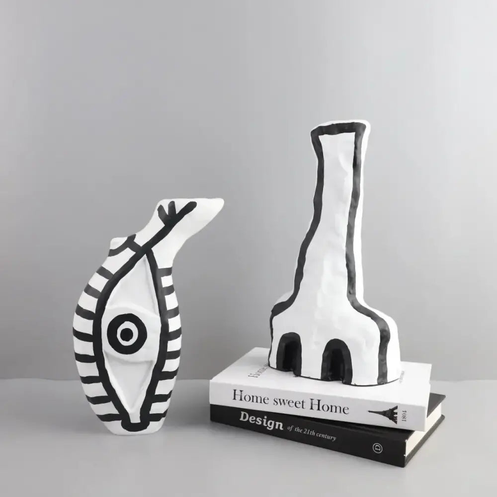 Black White Geometric Vase