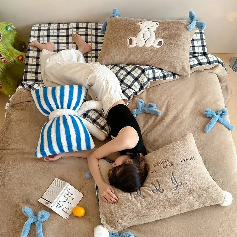 Velvet Beige Blue Duvet Set