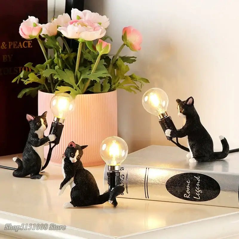 Resin Cat Table Lamp