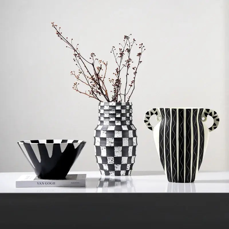 Black White Ceramic Geometric Vase for Flowers