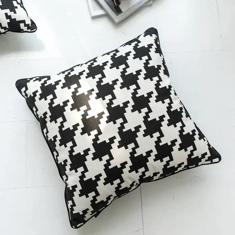Houndstooth Throw Pillow