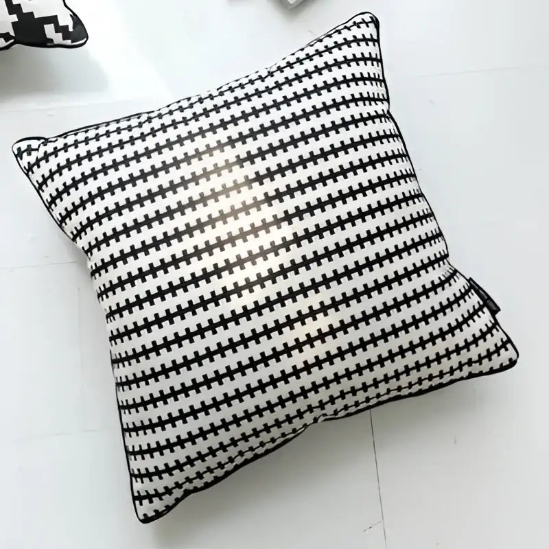 Houndstooth Throw Pillow