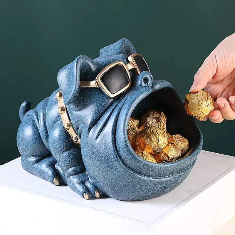 Black Dog Sculpture Holder