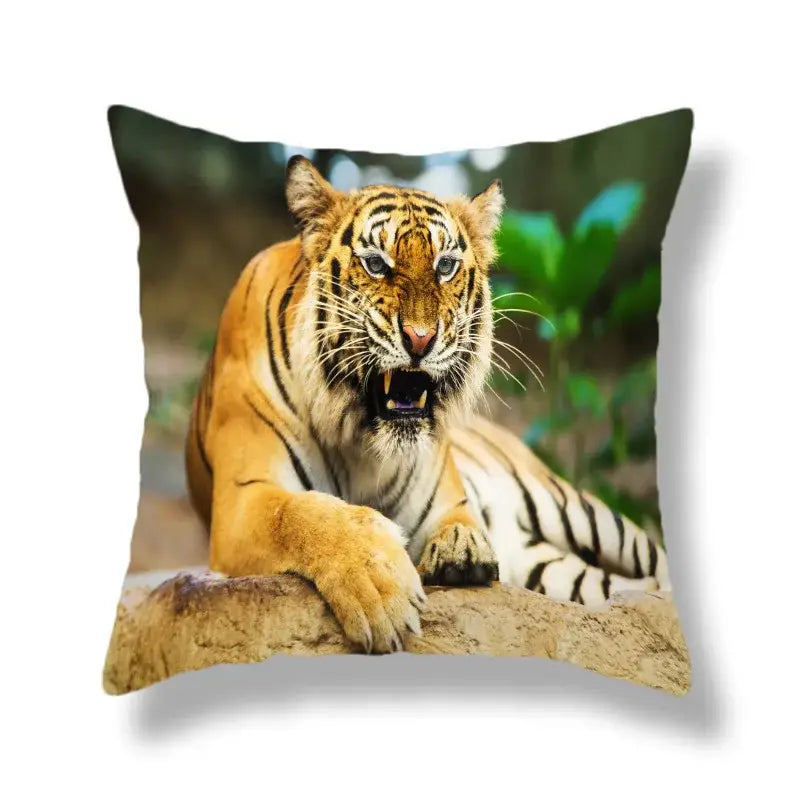 Polyester Tiger Cushion Covers