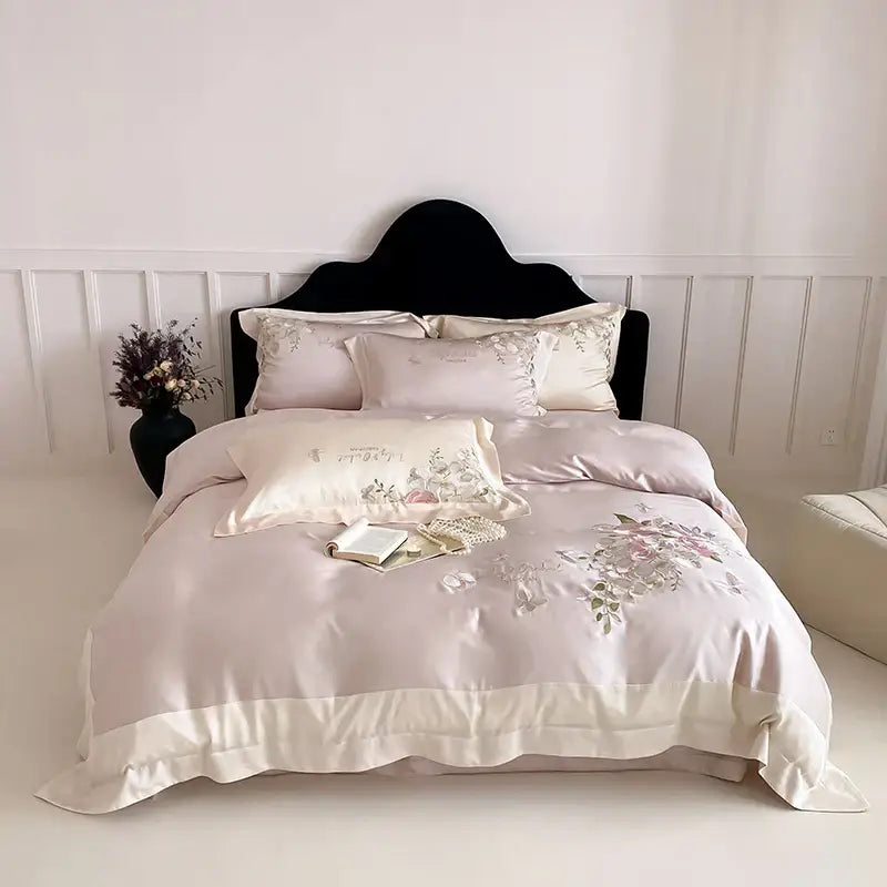 Cream Satin Floral Bedding 800 Thread Count