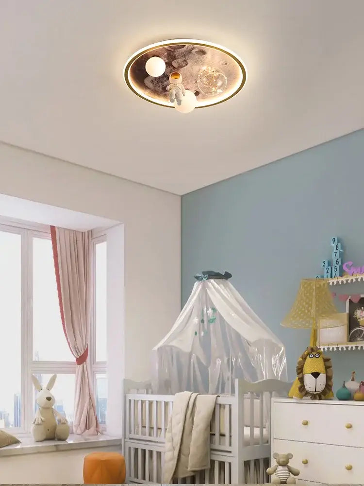 Astronaut Dimming Ceiling Lamp