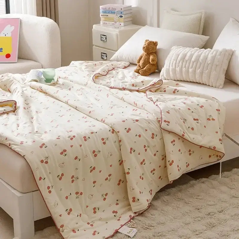 Off White Summer Quilt
