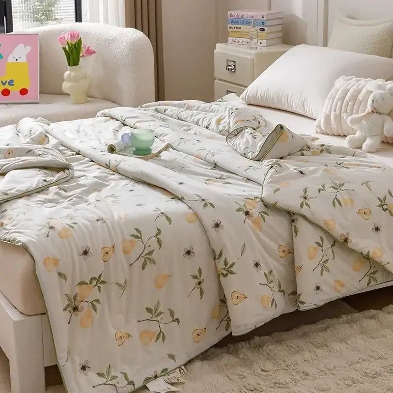 Off White Summer Quilt
