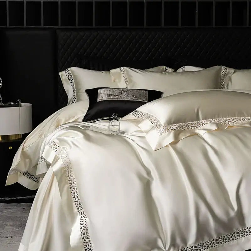 Cream Black Egyptian Cotton Bedding with Lace Trim