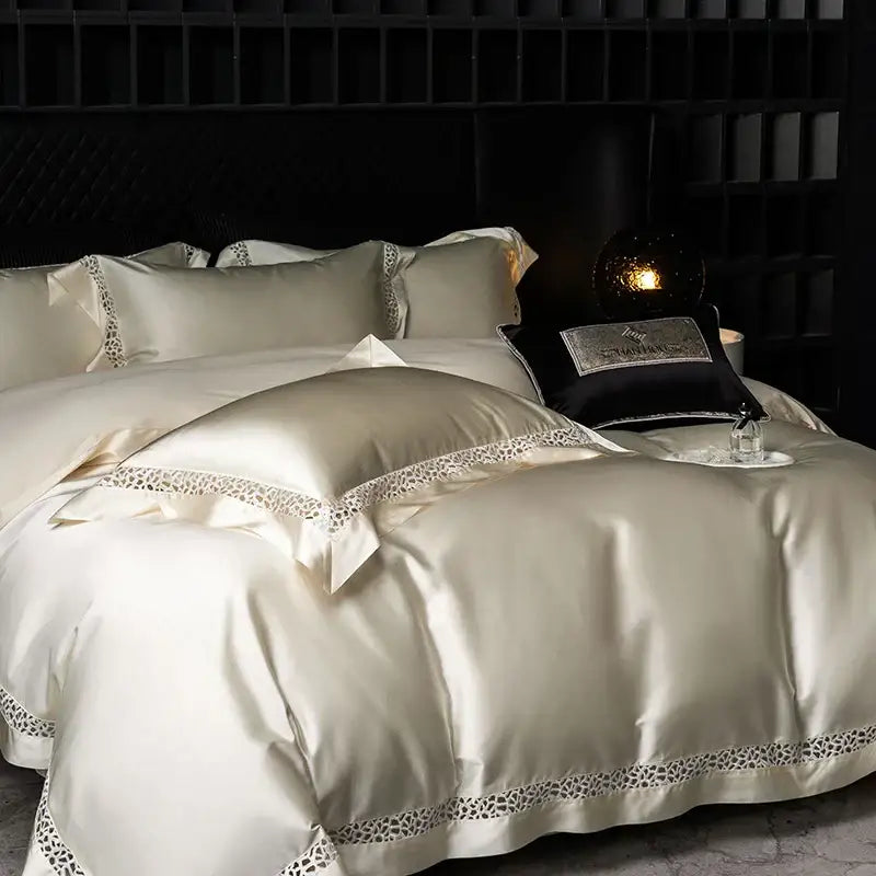 Cream Black Egyptian Cotton Bedding with Lace Trim