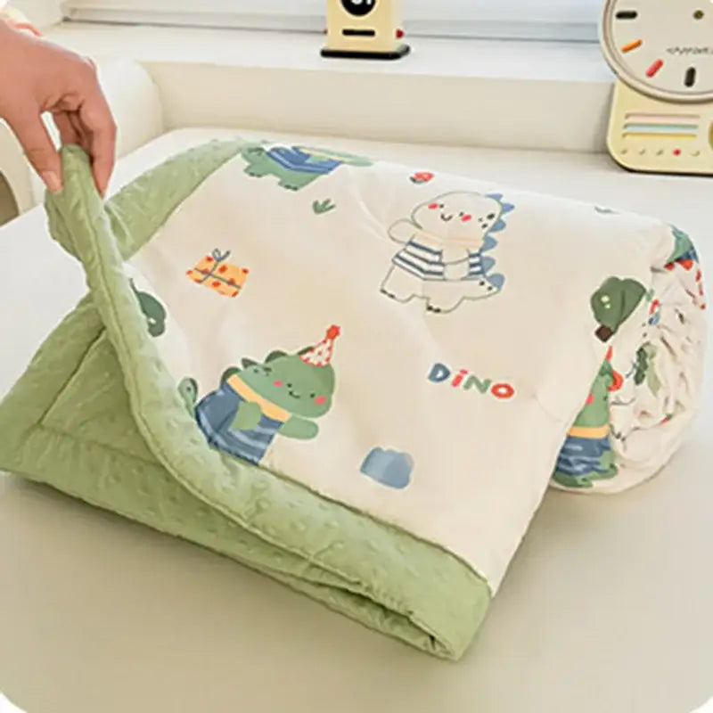 Cream Pattern Summer Quilt