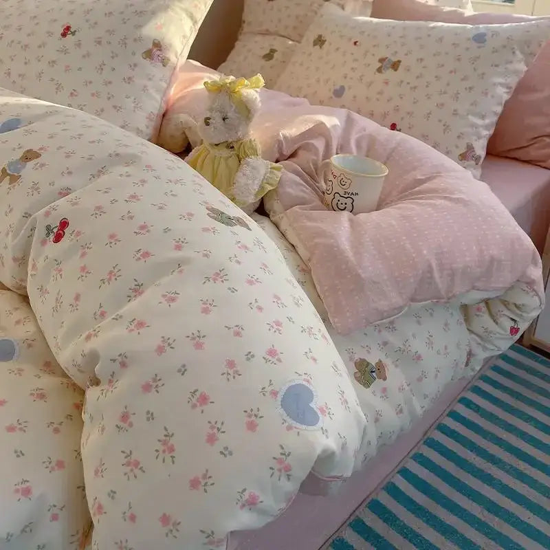 Cream Cotton Polyester Blend Bedding Set