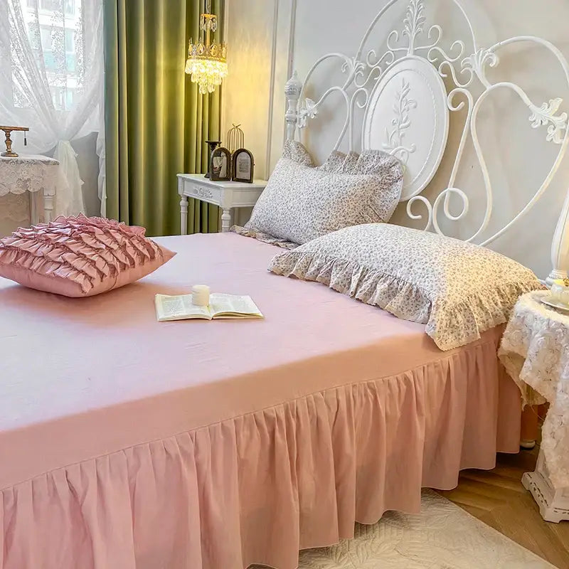 Cream Lace Ruffle Bedding