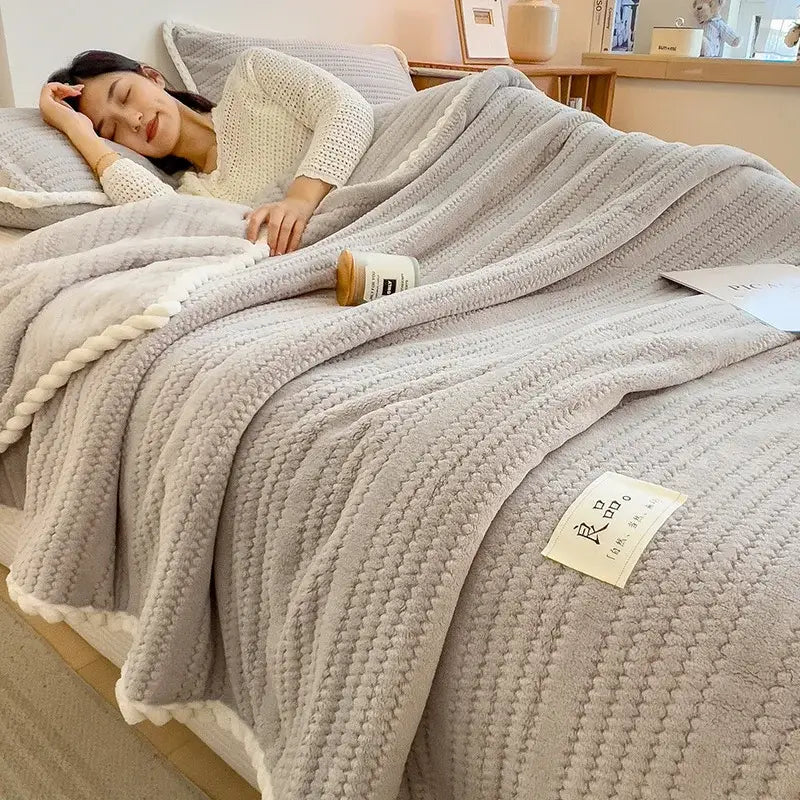 Cream Velvet Jacquard Blanket