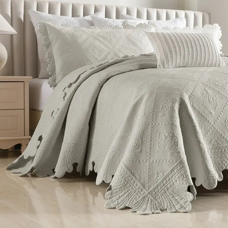 Cream Diamond Cotton Quilt