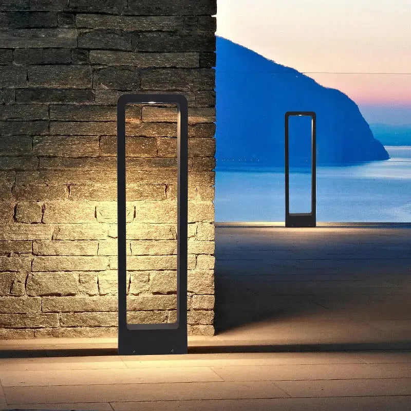 Black Aluminum Garden Bollard