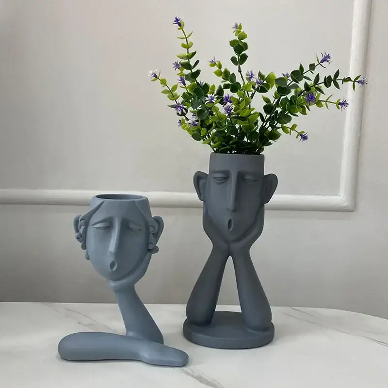 Gray Abstract Face Planter