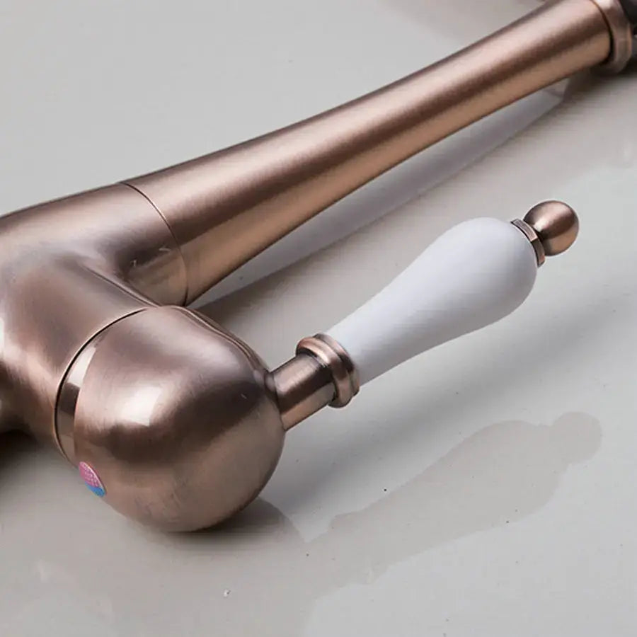Brass Modern Kitchen Faucet