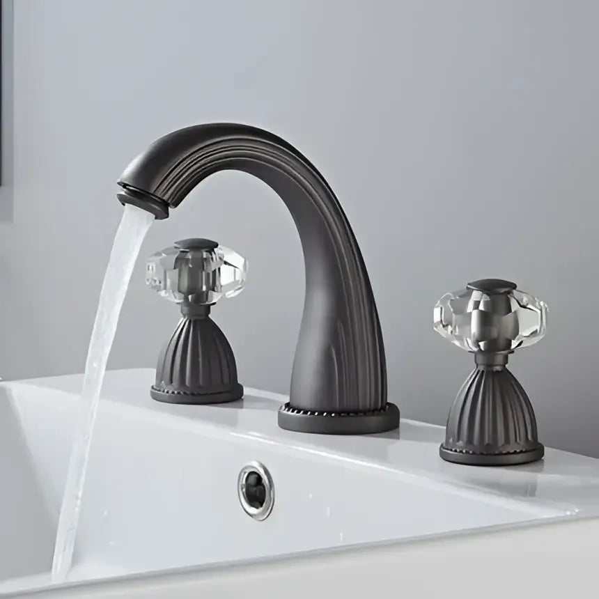 Antique Bronze Basin Faucet