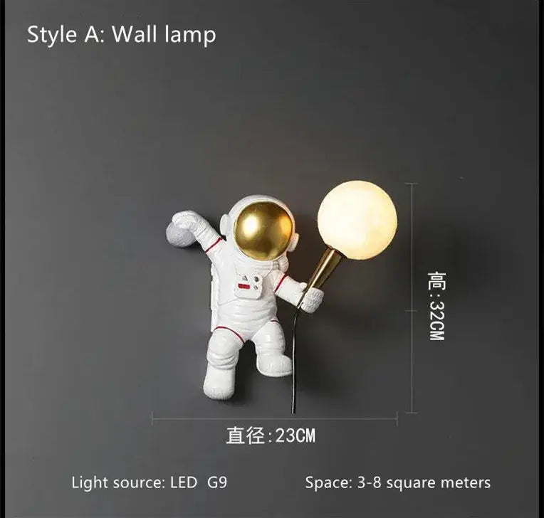 White Gold Astronaut Lamp