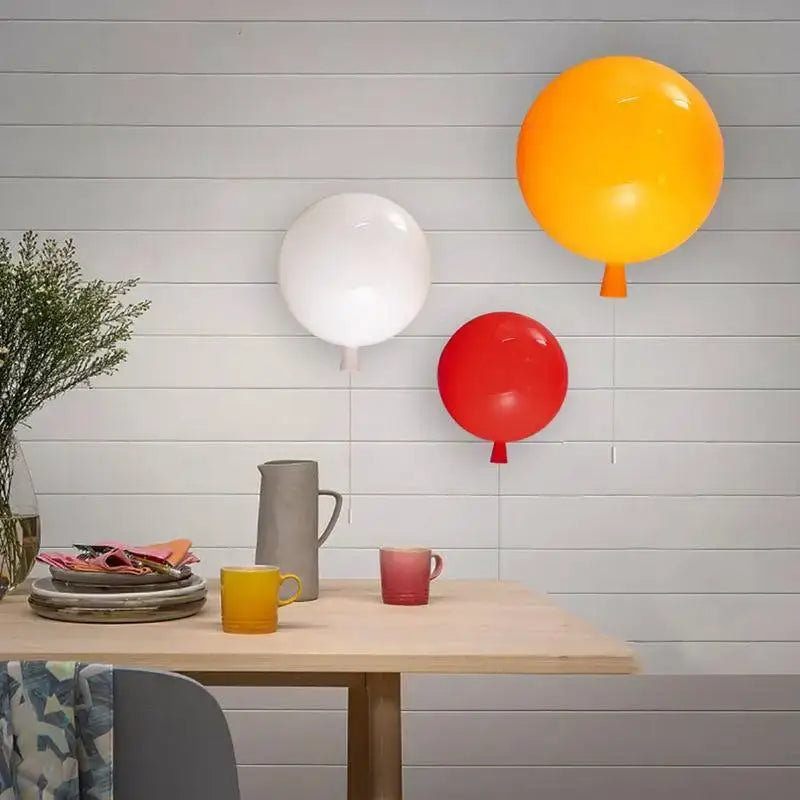 Balloon LED Wall Lamp