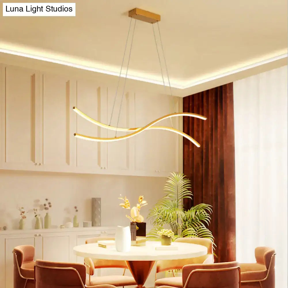 Gold Island LED Ceiling Light 47-Inch