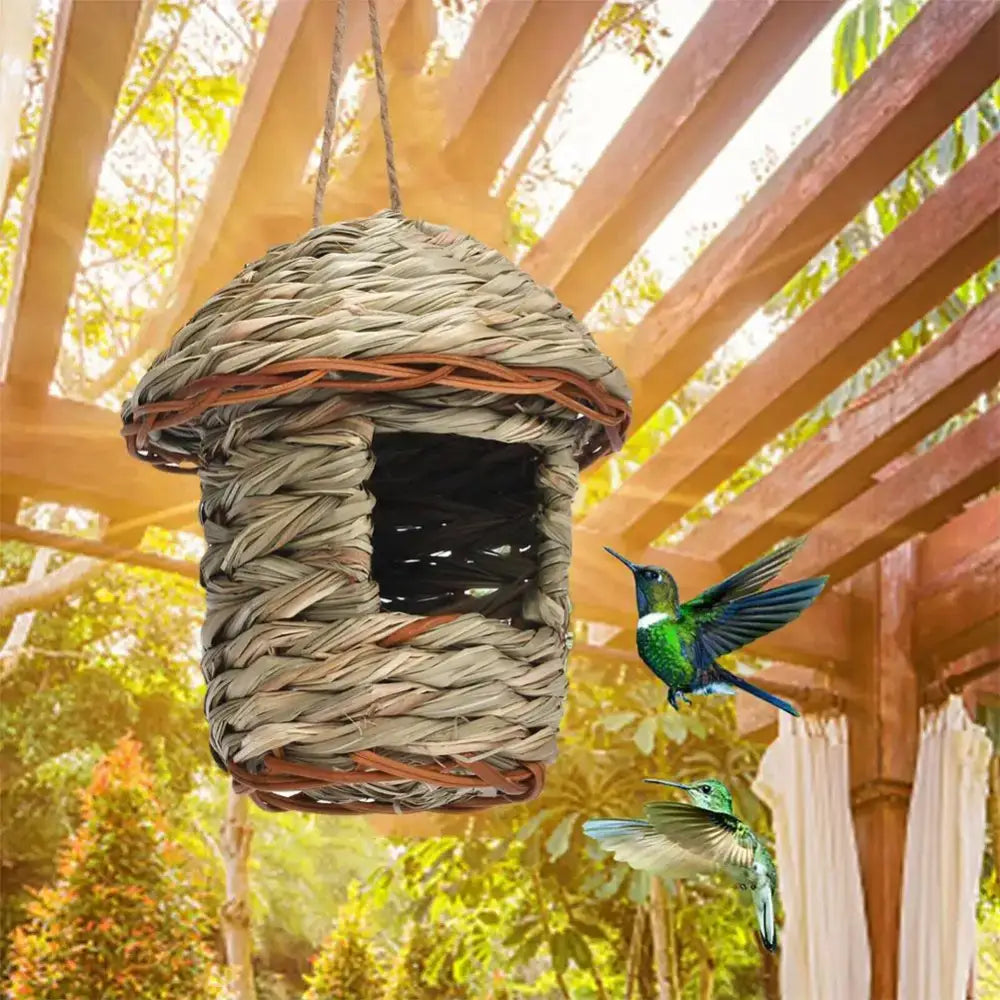 Straw Hanging Bird Nest