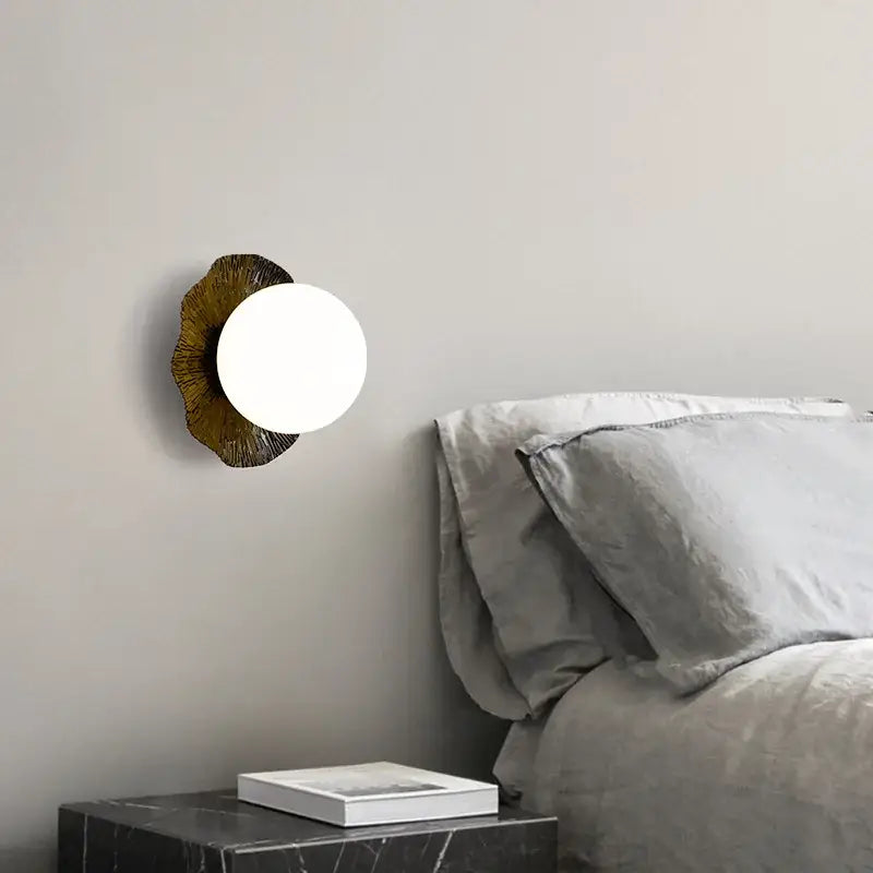 Gold Lotus Leaf Lamp