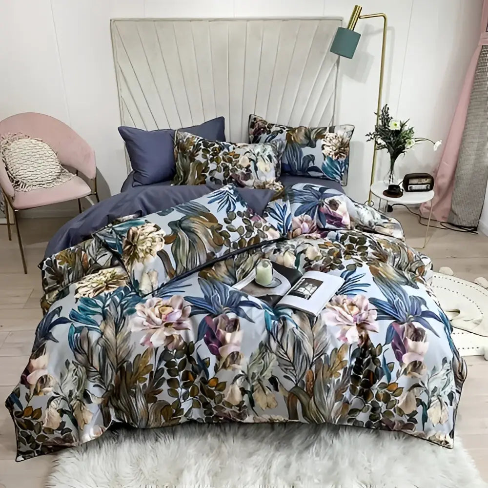 Navy Gold Paisley Duvet