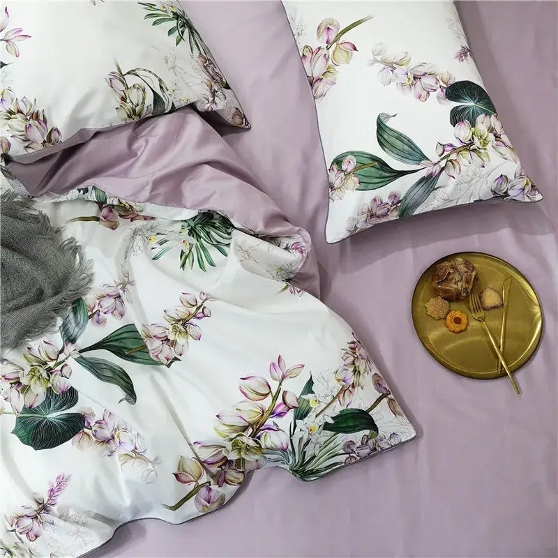 Navy Gold Paisley Duvet