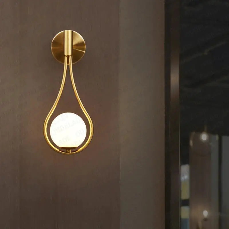 Gold Teardrop Nordic Sconce