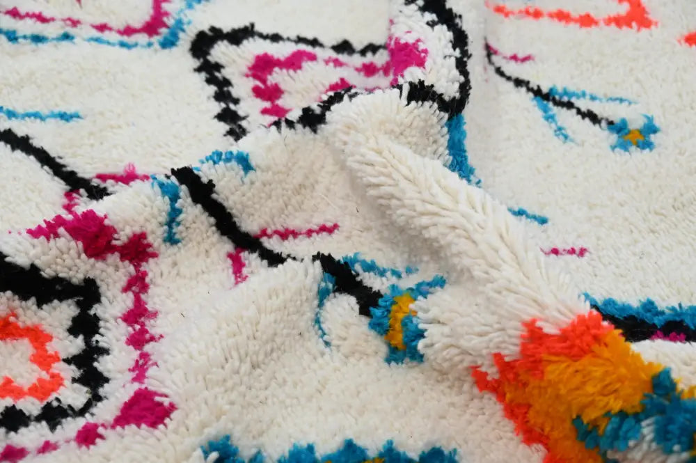 Sophisticated Beige Geometric Azilal Rug