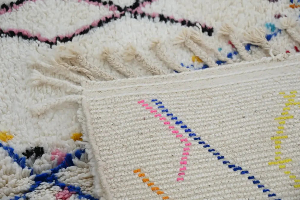 Handmade Beige Geometric Moroccan Rug