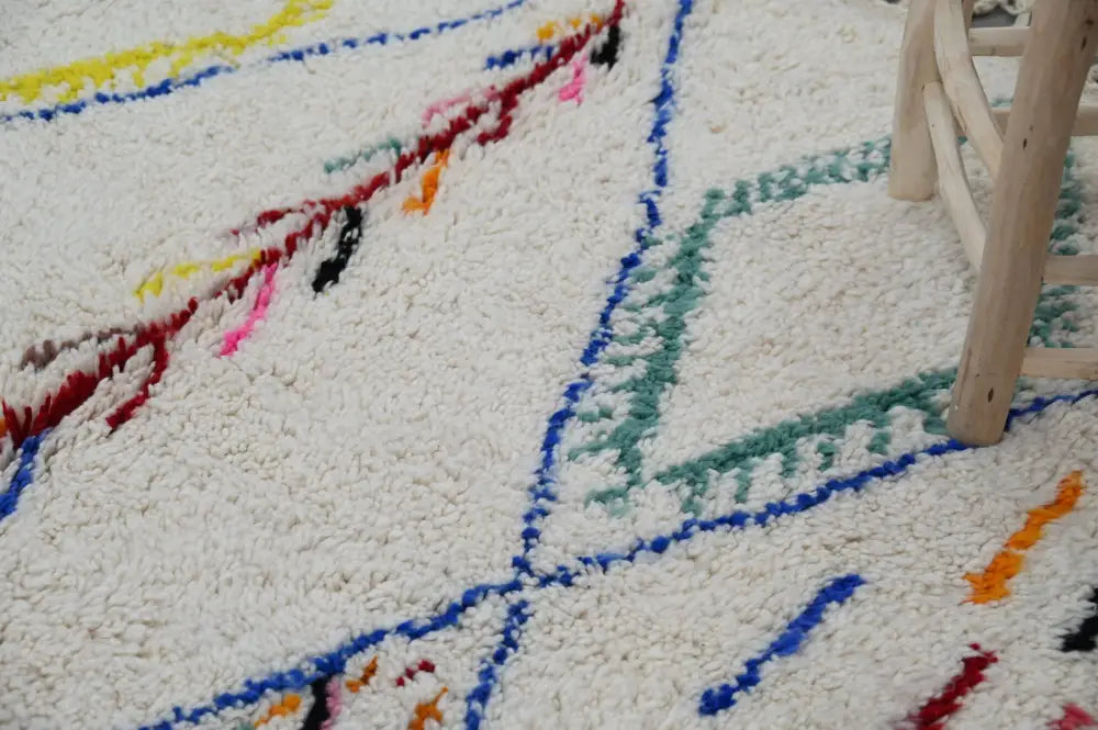 Handmade Beige Geometric Moroccan Rug