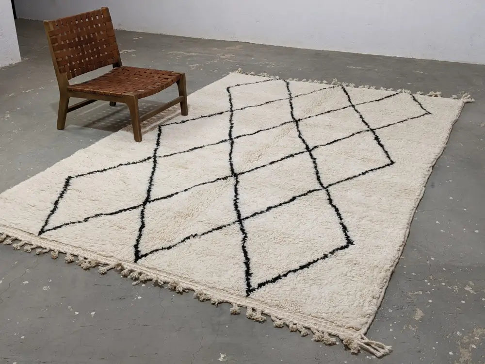 Cream Black Living Rug