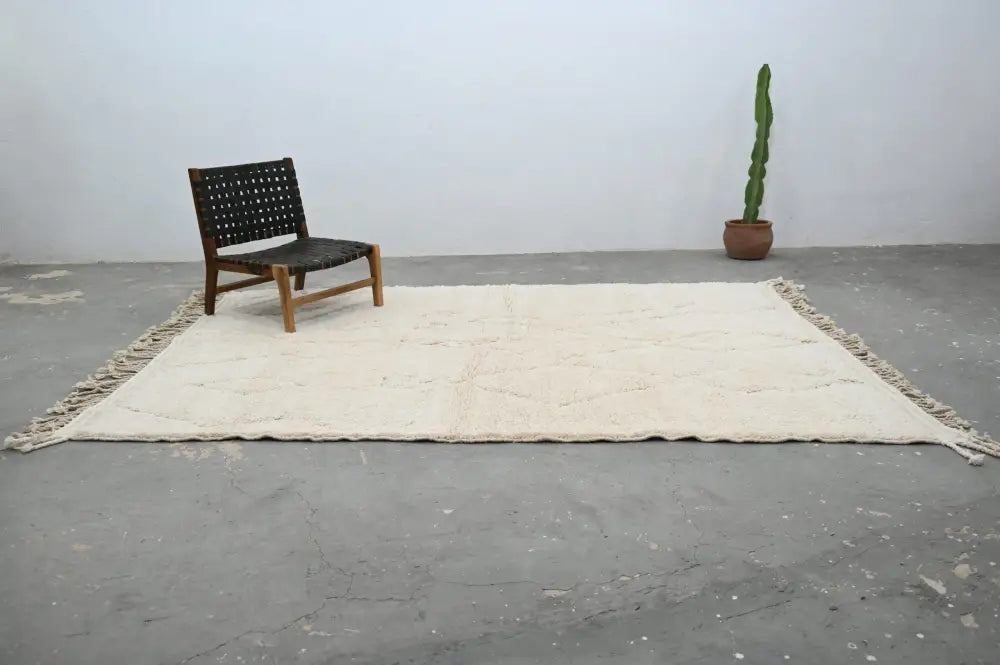 Plush Cream Geometric Wool Rug for Modern Homes