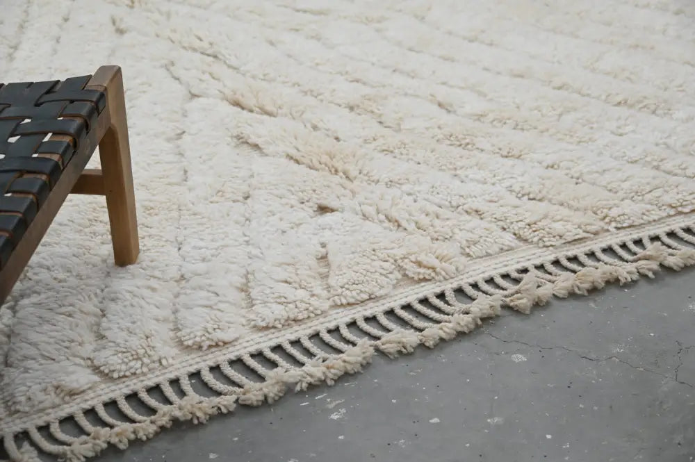 Cream Wavy Wool Rug