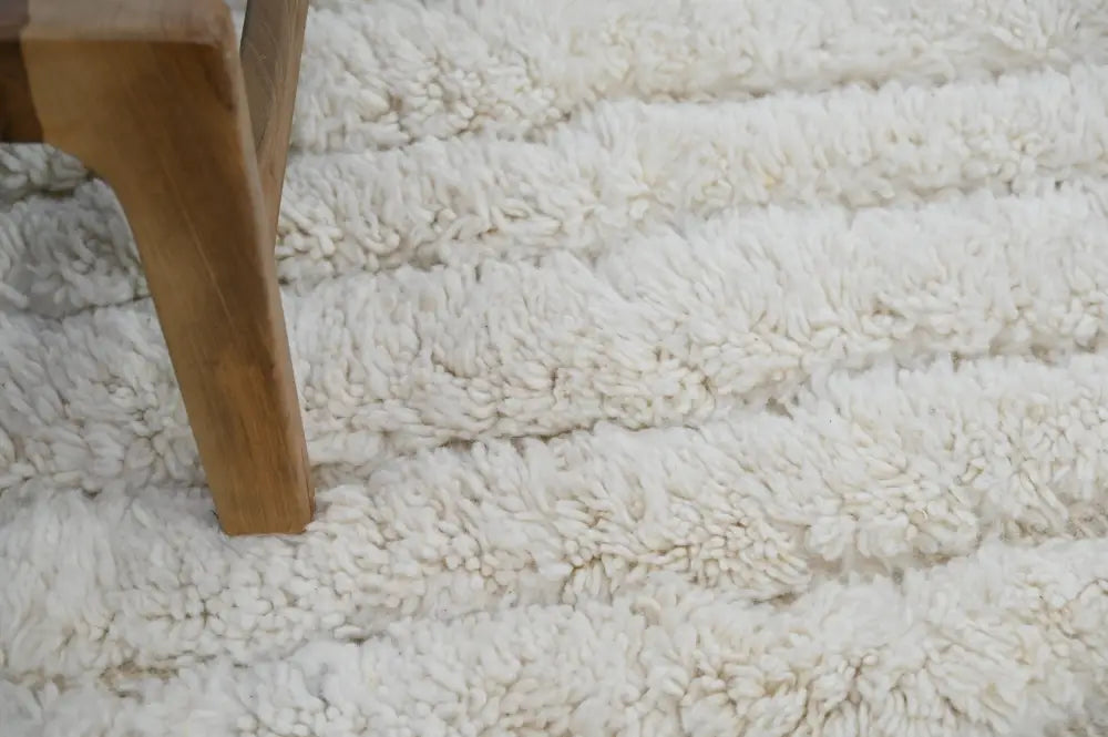 Cream Wavy Wool Rug
