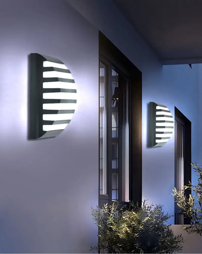 Black Frosted Glass Outdoor Light