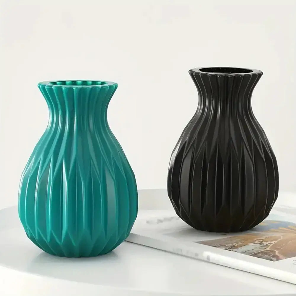Nordic Plastic Vase Set