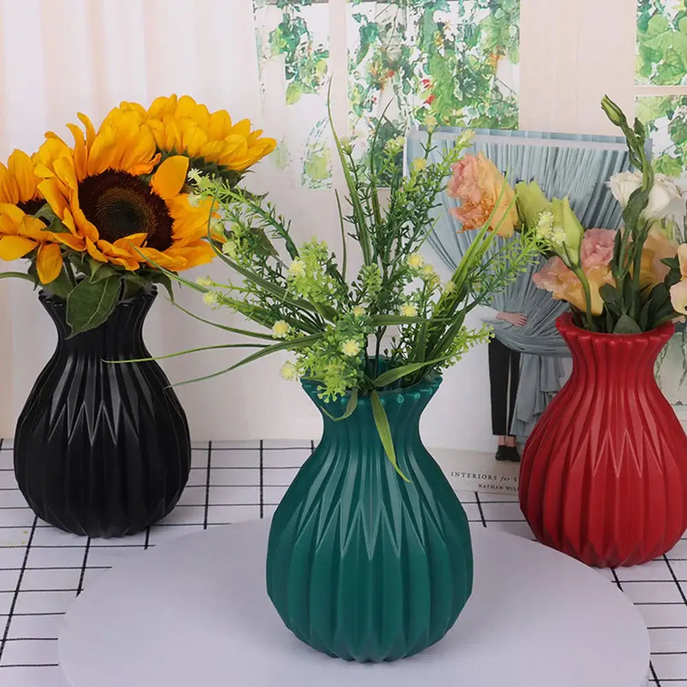 Nordic Plastic Vase Set
