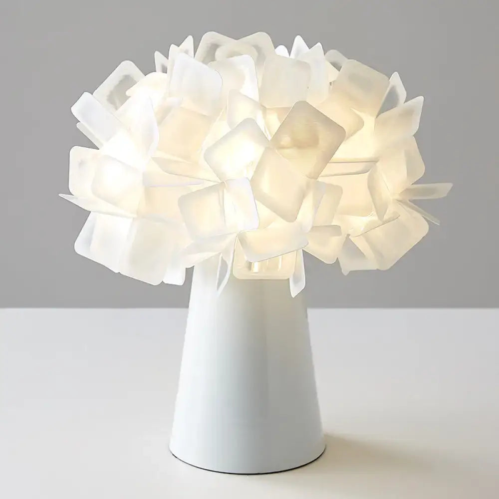 White Origami Table Lamp
