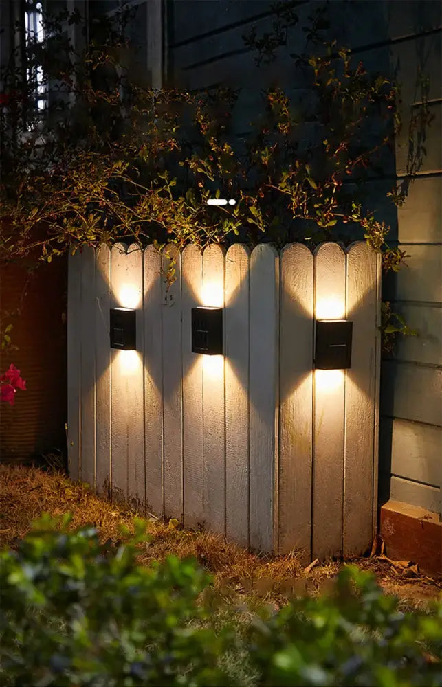 Black Solar Wall Light