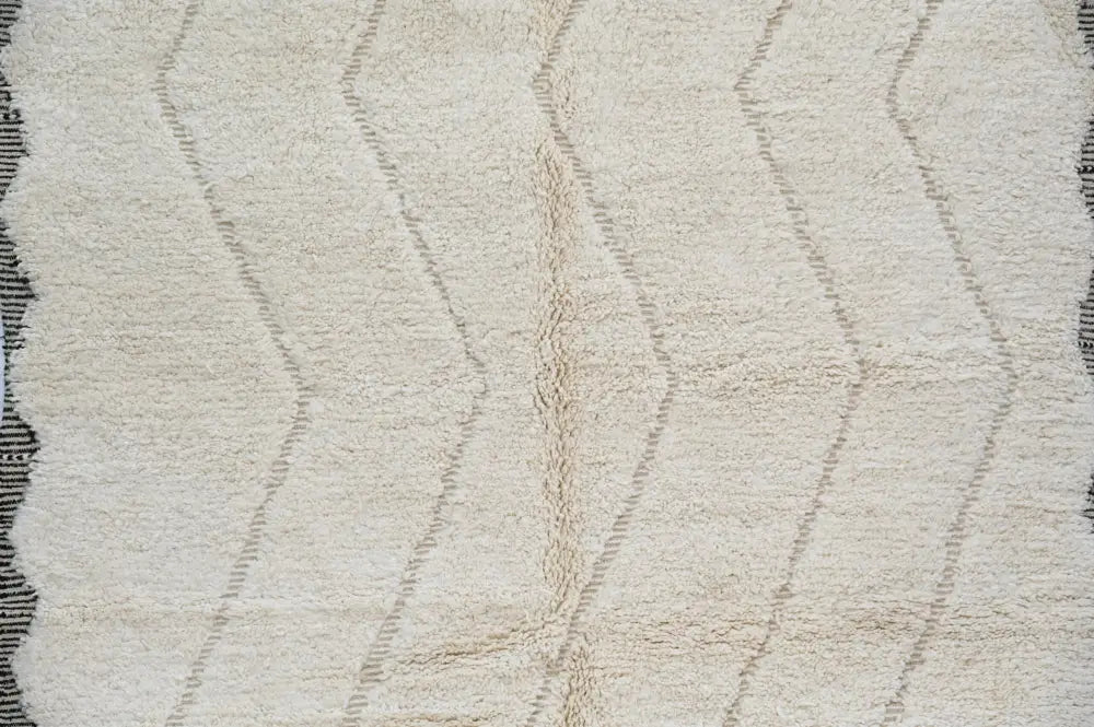 Black Cream Beni Ouarain Rug