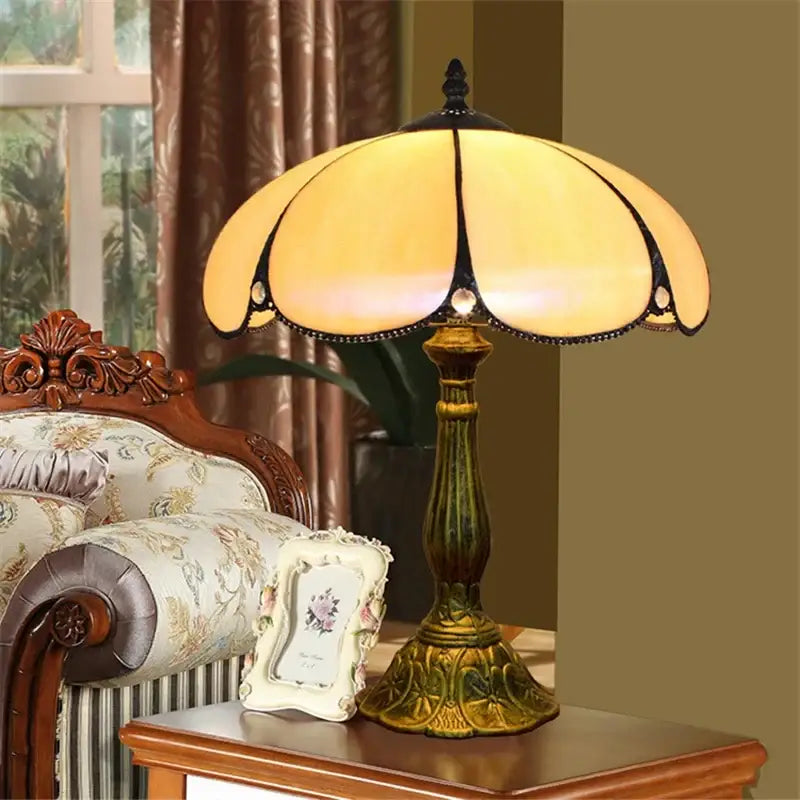 Dragonfly Stained Glass Lamp